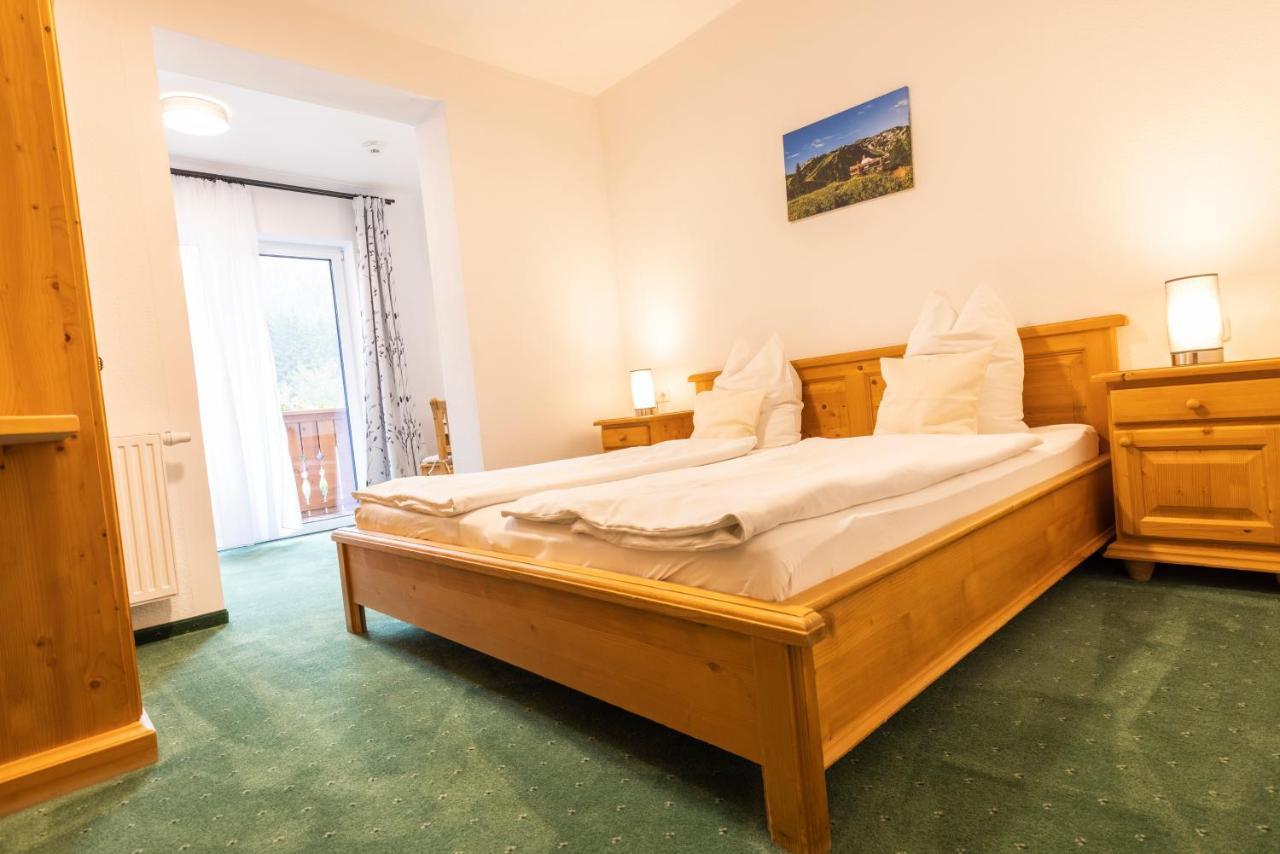 Alpenhotel Ensmann Lassing  Zewnętrze zdjęcie