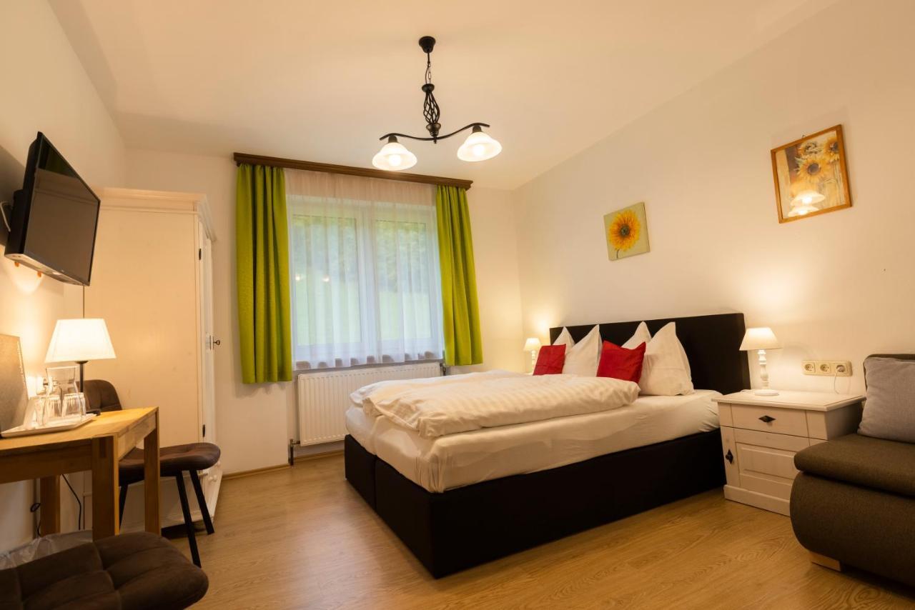 Alpenhotel Ensmann Lassing  Zewnętrze zdjęcie