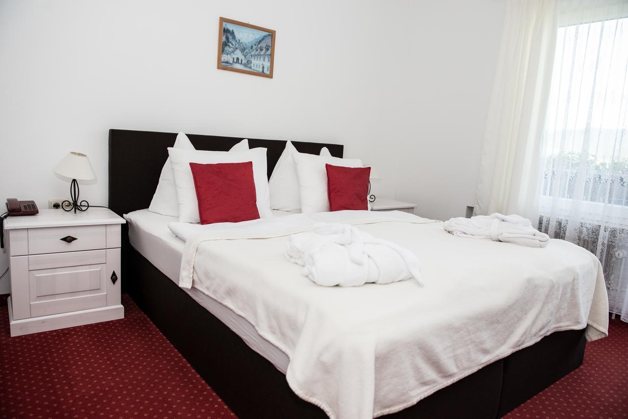 Alpenhotel Ensmann Lassing  Zewnętrze zdjęcie